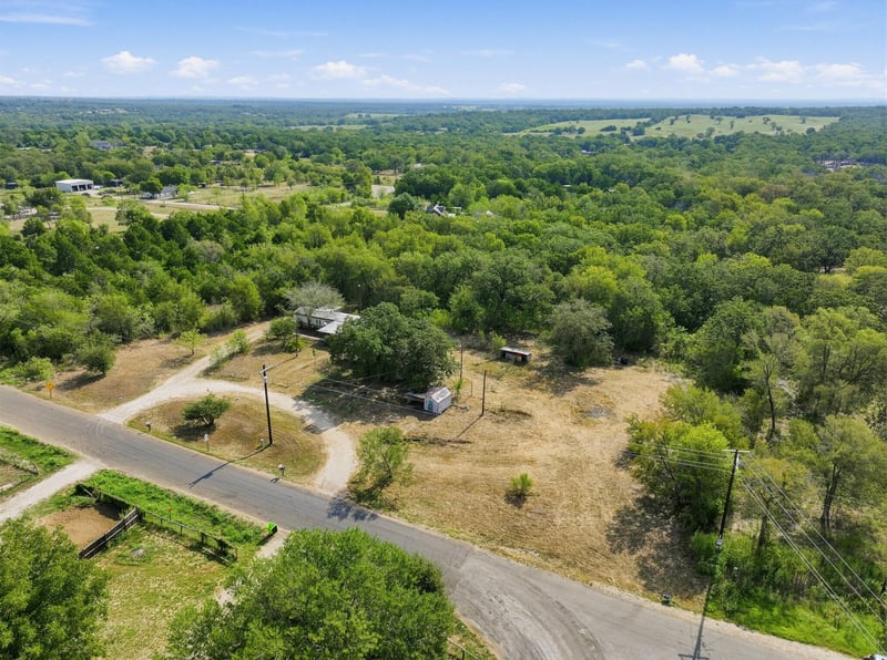 241 Mcshan LN #A, Elgin, TX 78621