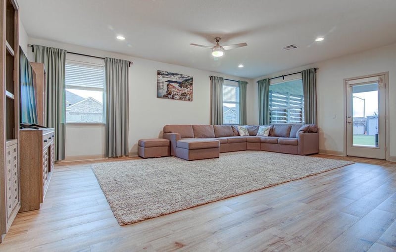16800 Marcello DR, Pflugerville, TX 78660
