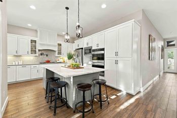 1814 Emerald Isle DR, Leander, TX 78641
