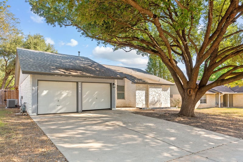 1606 Old Tract RD, Pflugerville, TX 78660