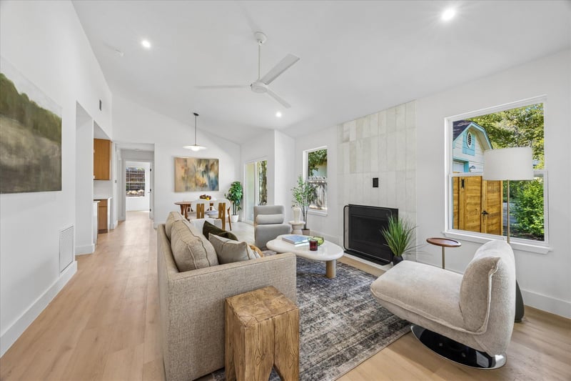 8406 Cockney DR, Austin, TX 78748