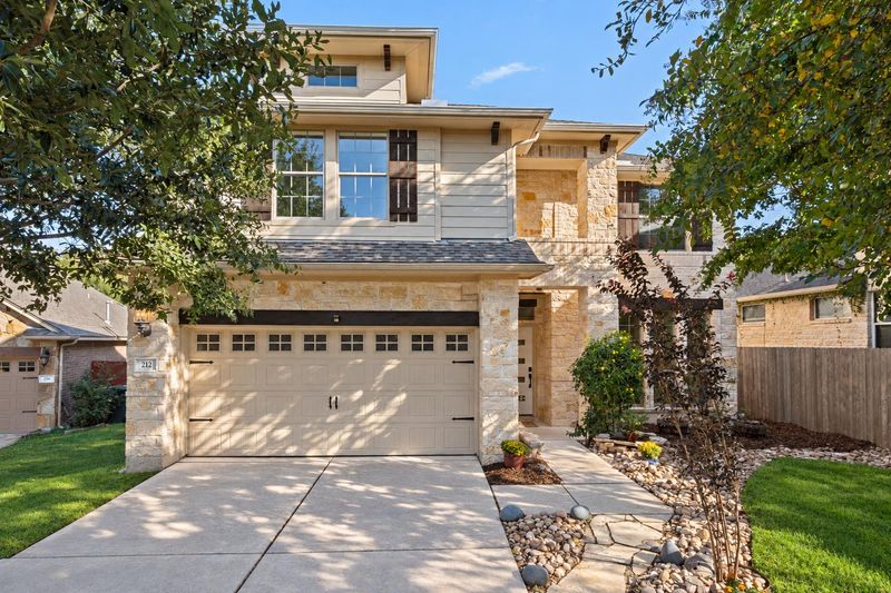 212 Great Circle CV, Austin, TX 78717