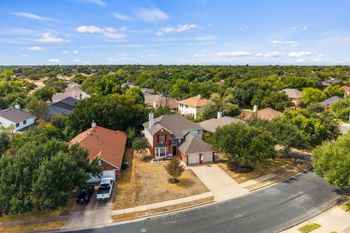 8305 Hillrock DR, Round Rock, TX 78681