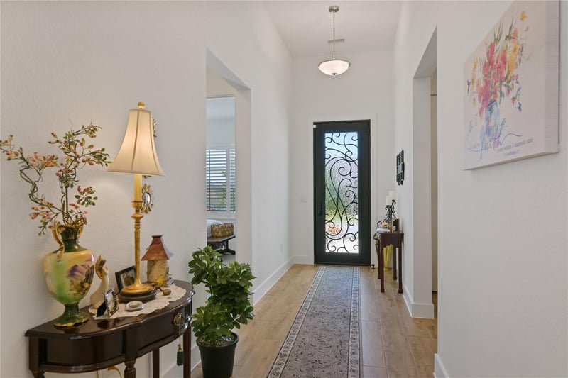 100 Arborosa Ps, Liberty Hill, TX 78642