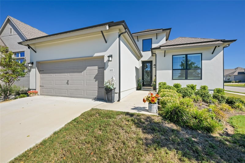 100 Arborosa Ps, Liberty Hill, TX 78642