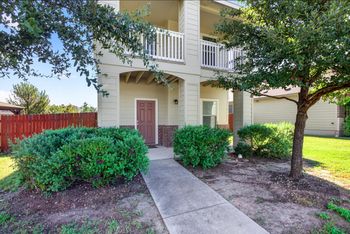 516 Palmilla ST, Leander, TX 78641