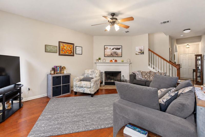 904 Elmwood DR, Georgetown, TX 78628