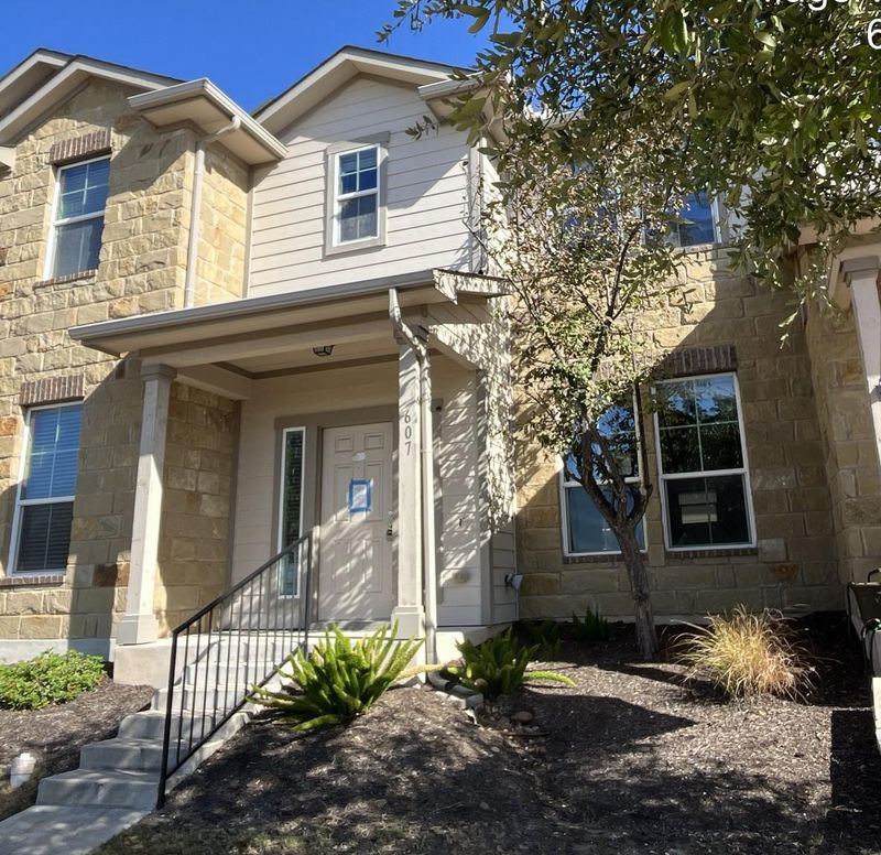 607 Katmai CIR, Pflugerville, TX 78660
