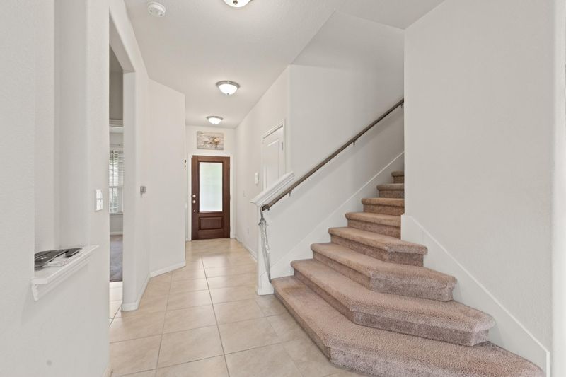 13906 Cantata LN, Pflugerville, TX 78660
