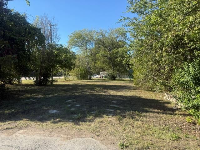 402 E Liberty Ave, Round Rock, TX 78664