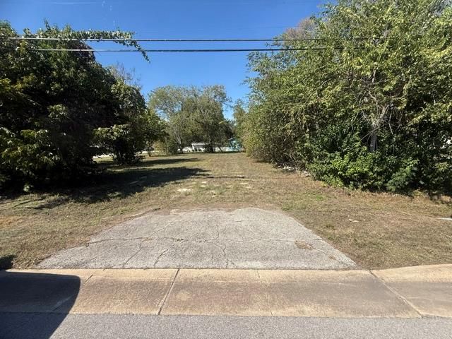 402 E Liberty Ave, Round Rock, TX 78664