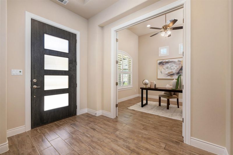 317 Houston Loop, Liberty Hill, TX 78642