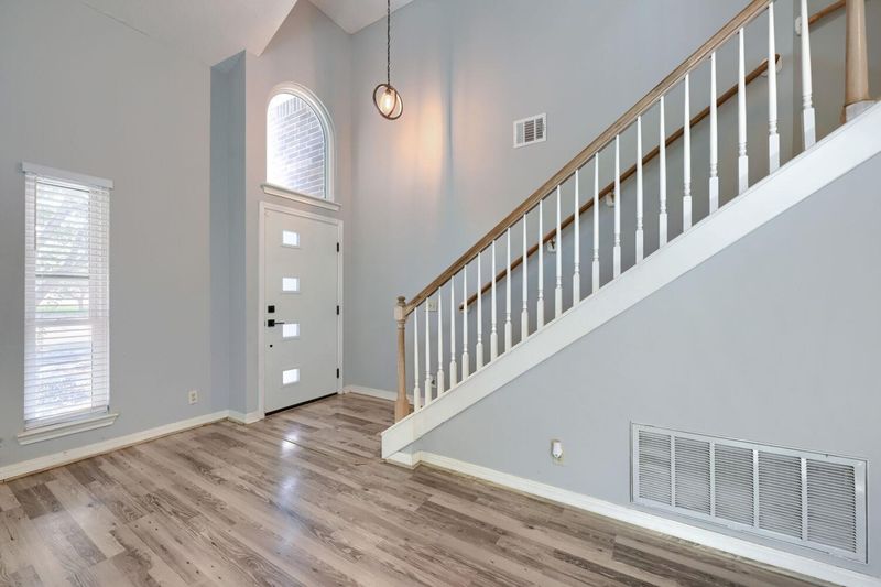 20803 Trotters LN, Pflugerville, TX 78660