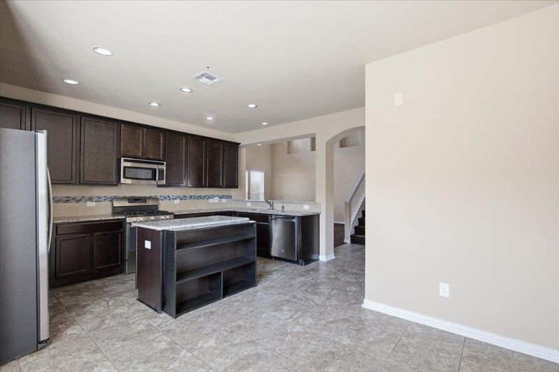 1209 Rhonda CV, Hutto, TX 78634