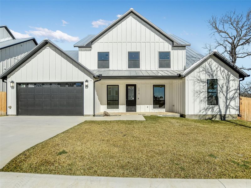 2419 Cherry LN, Kingsland, TX 78639