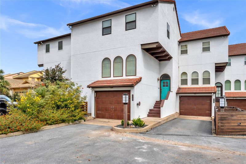 415 Horseshoe Bay BLVD N, Horseshoe Bay, TX 78657