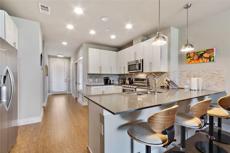 2724 Treble LN #332, Austin, TX 78704