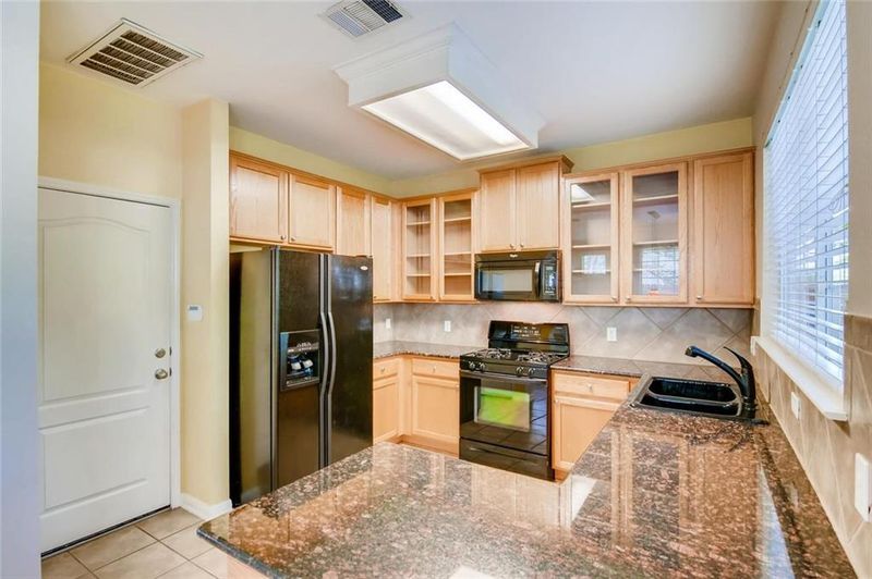 8518 Cahill DR #34, Austin, TX 78729