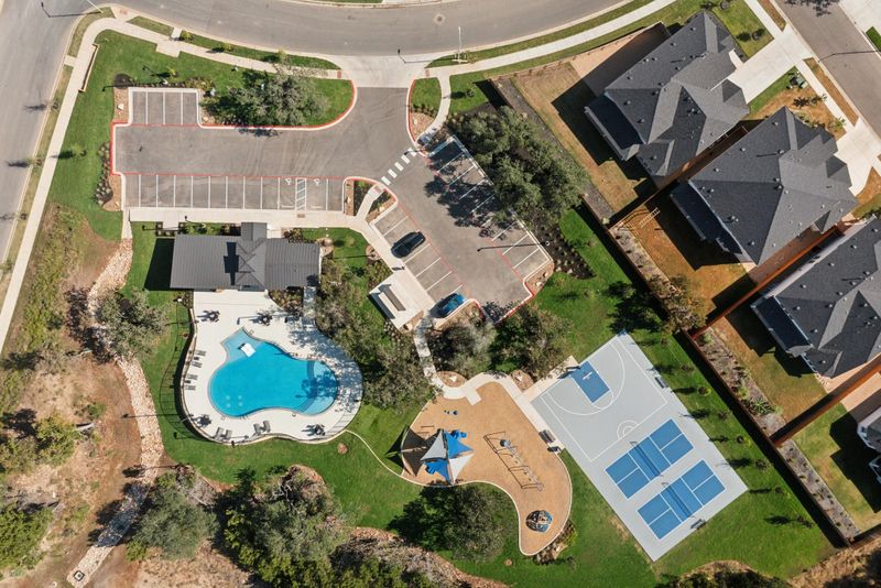 4100 Waxahachie RD, Leander, TX 78641