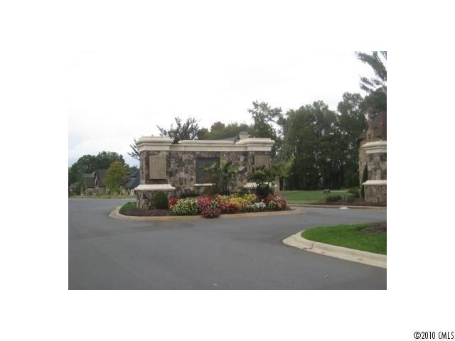 812 Giacomo Dr, Waxhaw, NC 28173