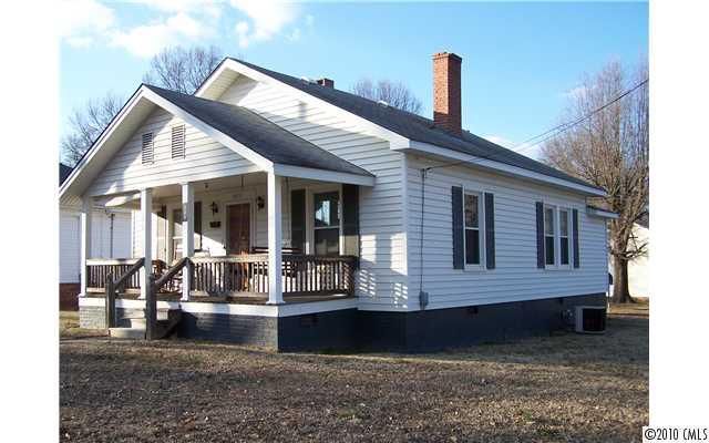 309 E 10th St, Kannapolis, NC 28083