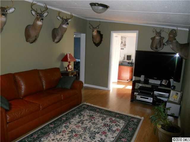 4947 Quartz Ridge Dr, Maiden, NC 28650