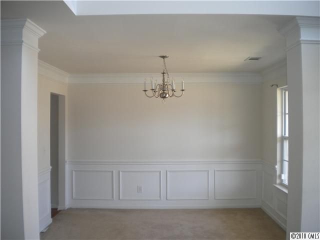 107 Dunnell Rd, Mooresville, NC 28115
