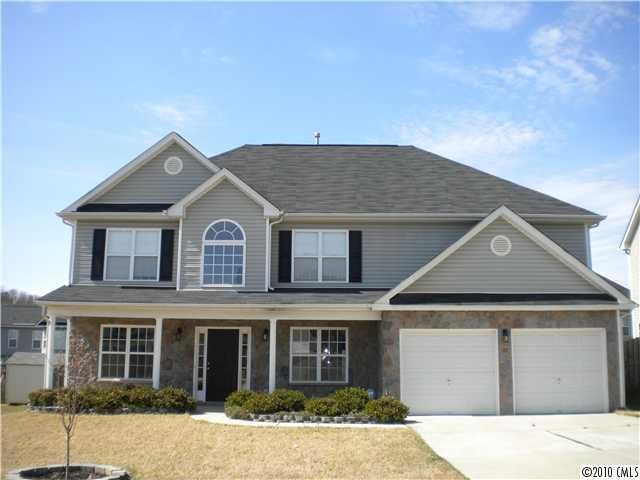 107 Dunnell Rd, Mooresville, NC 28115