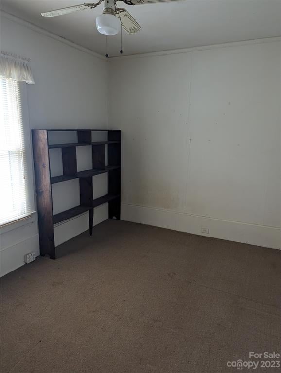 31 Stowe St, Lowell, NC 28098