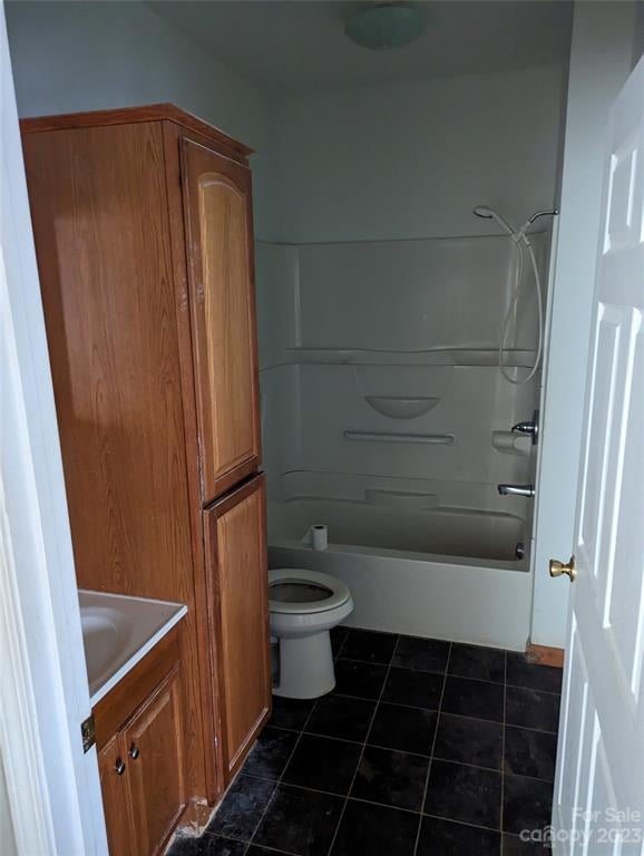 31 Stowe St, Lowell, NC 28098