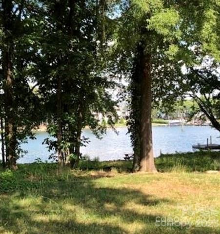 18368 Nantz Rd, Cornelius, NC 28031
