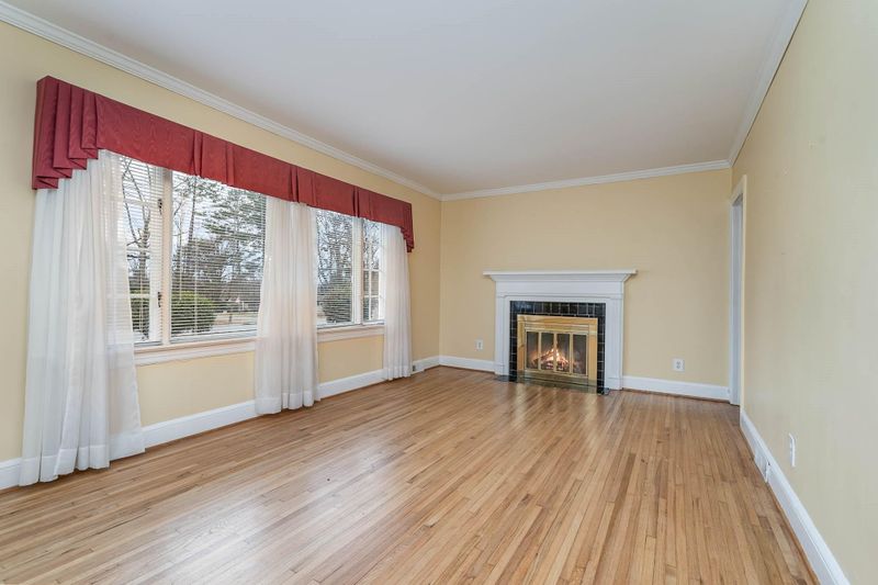3107 Cosby Pl, Charlotte, NC 28205