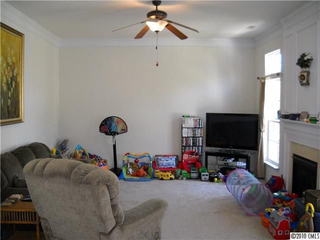 1028 Fountainbrook Dr, Indian Trail, NC 28079