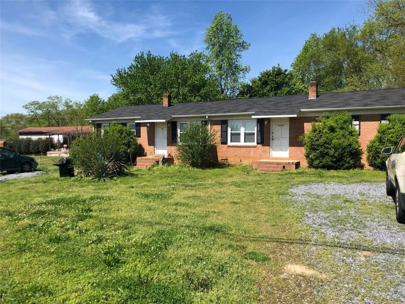 1080 Old Lincolnton Crouse Rd, Crouse, NC 28033