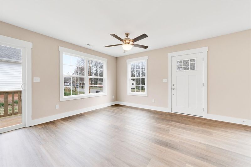 1024 4th St, Statesville, NC 28677