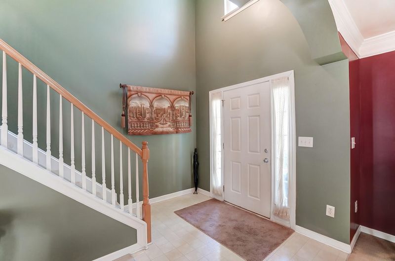 3631 Luton Ct, Charlotte, NC 28262