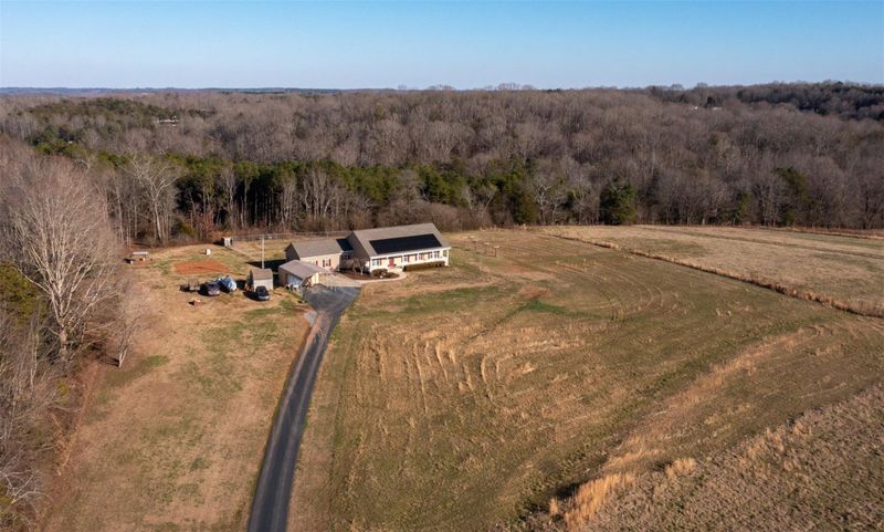 2454 Shang Ln, Conover, NC 28613