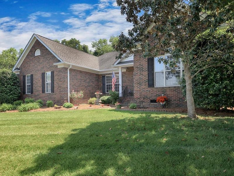 232 Castles Gate Dr, Mooresville, NC 28117