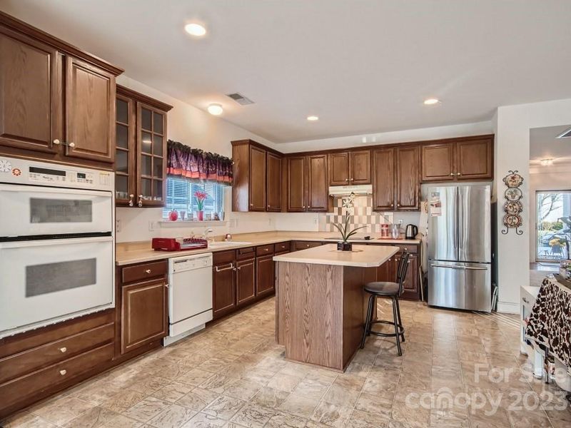 5937 Versage Dr, Mint Hill, NC 28227