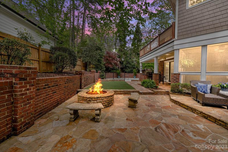 107 Julia Cir, Davidson, NC 28036
