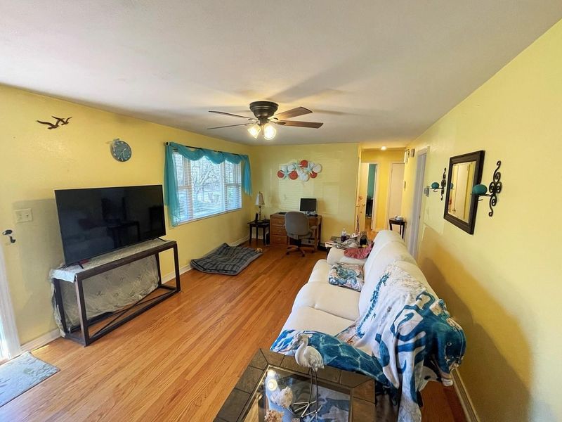 1114 12th Street Pl NE, Hickory, NC 28601
