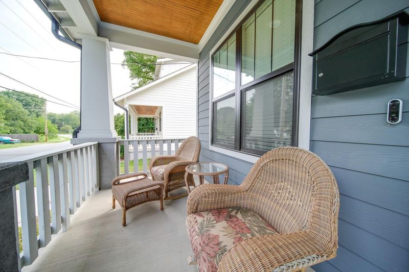 2528 Pinckney Ave, Charlotte, NC 28205