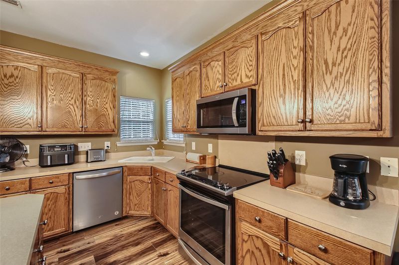 412 Deerfield Dr, Mount Holly, NC 28120