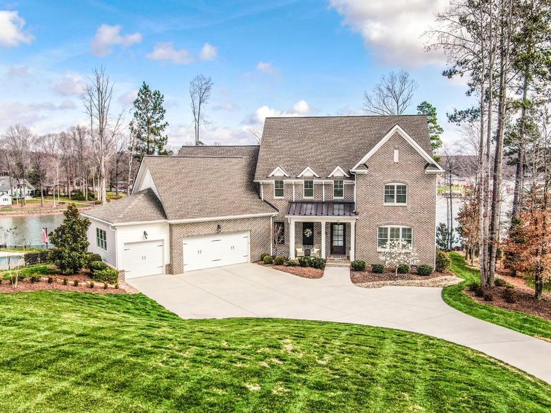 195 Timber Lake Dr, Troutman, NC 28166