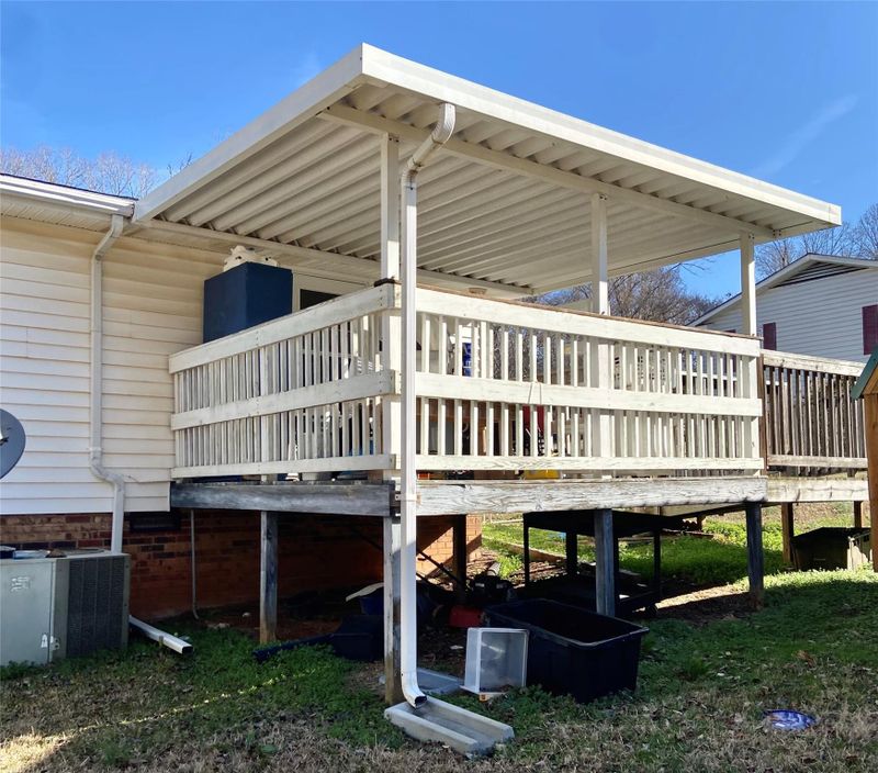 611 Texas Trl, Dallas, NC 28034