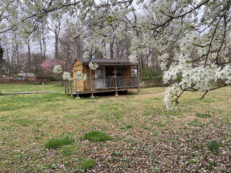 611 Texas Trl, Dallas, NC 28034