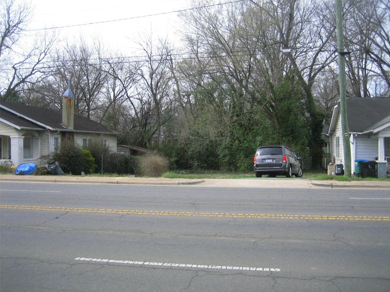 304 Charlotte Ave, Monroe, NC 28112