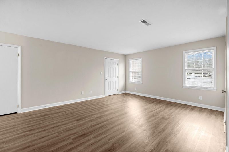 921 Nottingham Dr #10, Gastonia, NC 28054
