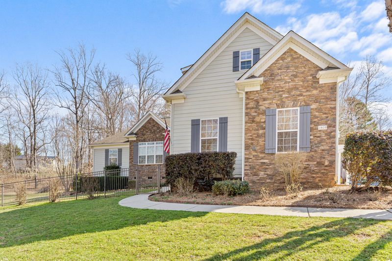 1809 Cordia Cir, Newton, NC 28658