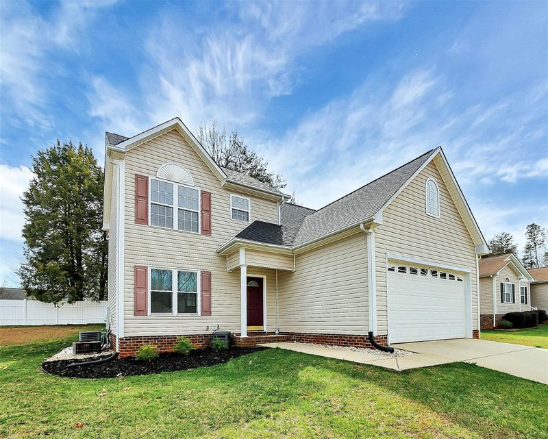 223 Christianna Ct, Concord, NC 28027